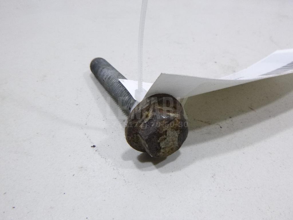 Болт заднего рычага