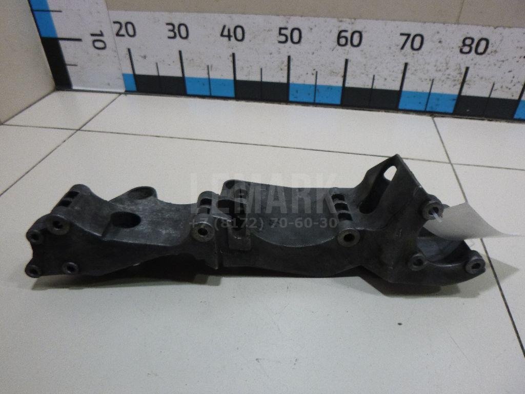 Кронштейн генератора