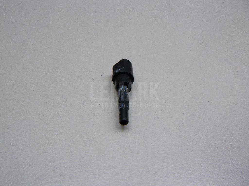 Форсунка омывателя зад стекла