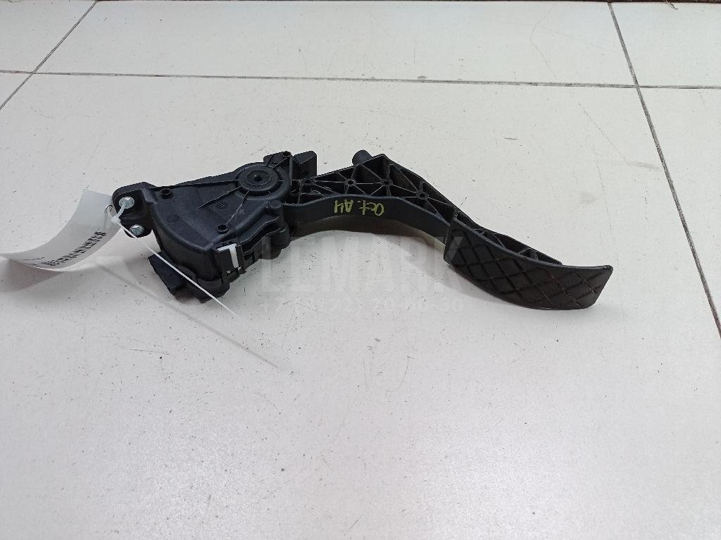 Педаль газа