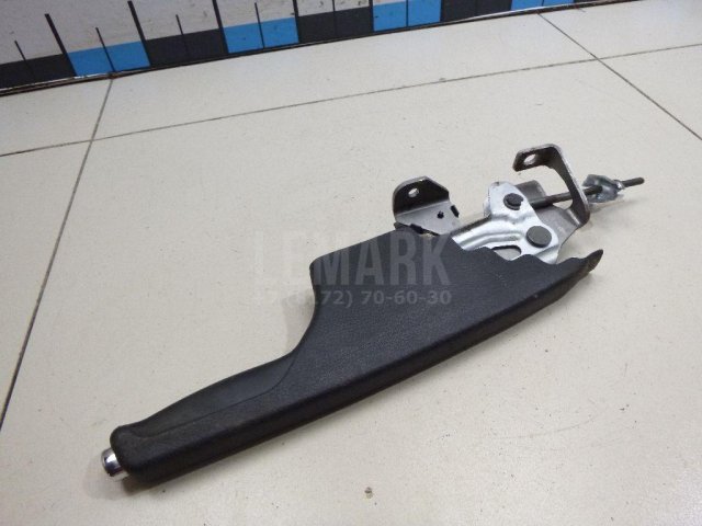 Рычаг стояночного тормоза