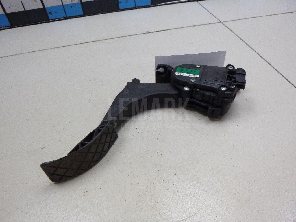 Педаль газа