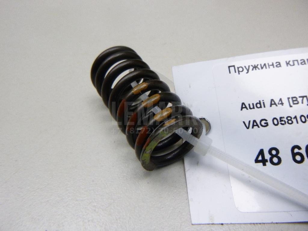 Пружина клапана впускного