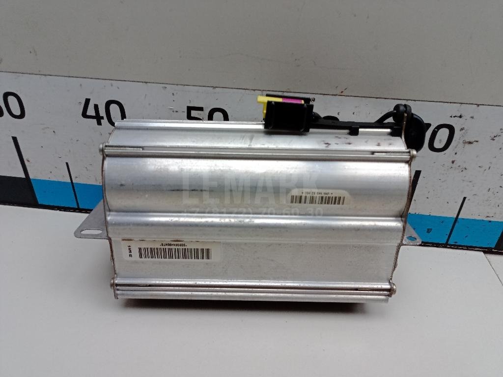 Подушка безопасности пассажирская (в торпедо)