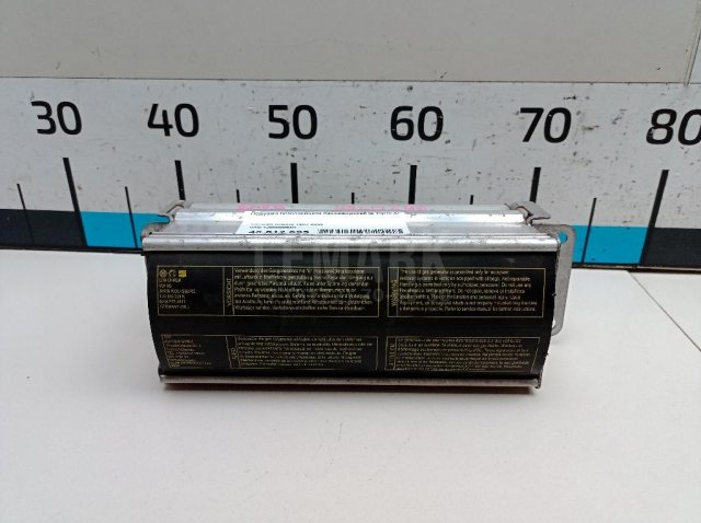 Подушка безопасности пассажирская (в торпедо)