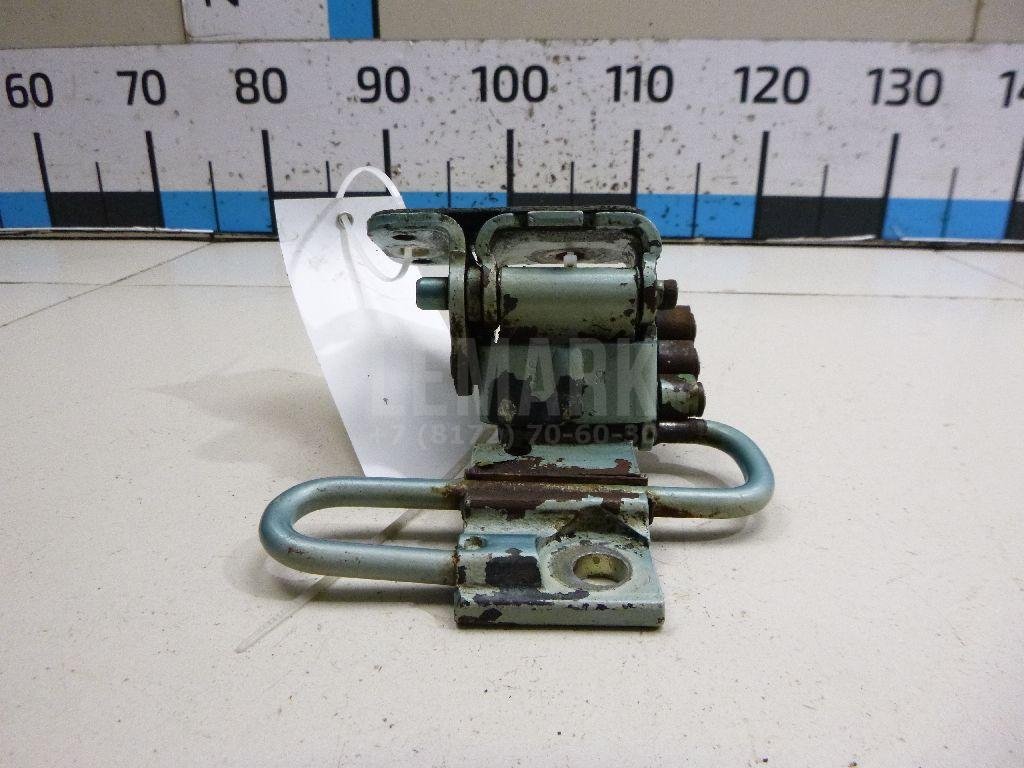 Петля двери передней левой нижняя