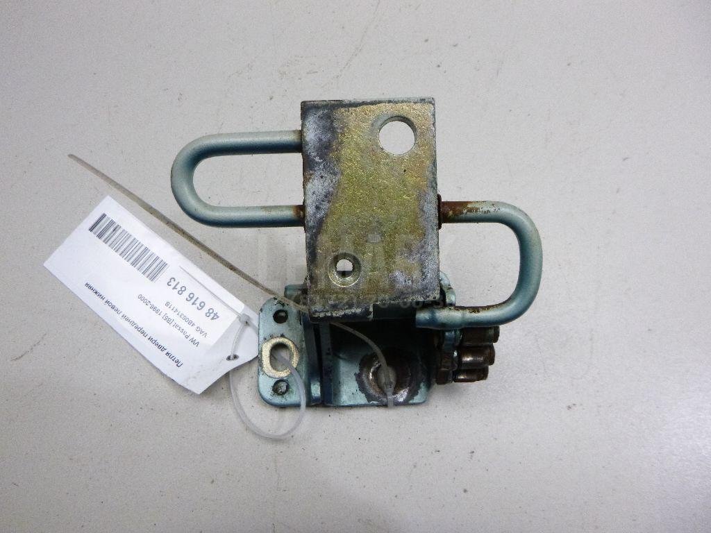 Петля двери передней левой нижняя