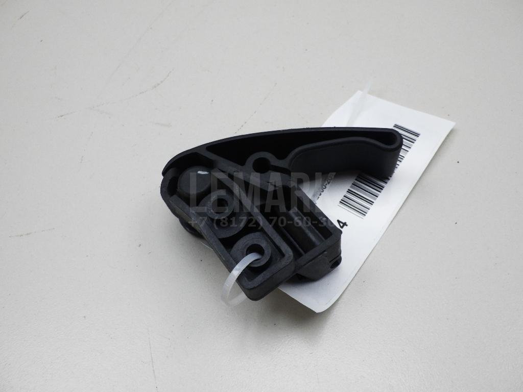 Ручка открывания капота