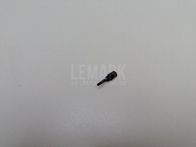 Форсунка омывателя зад стекла