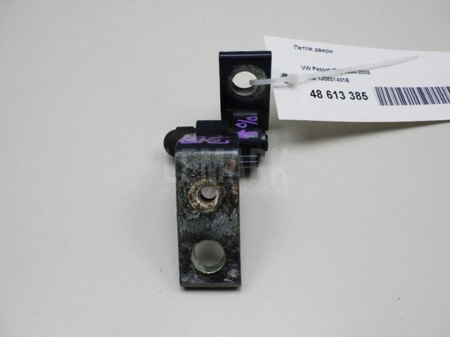 Петля двери