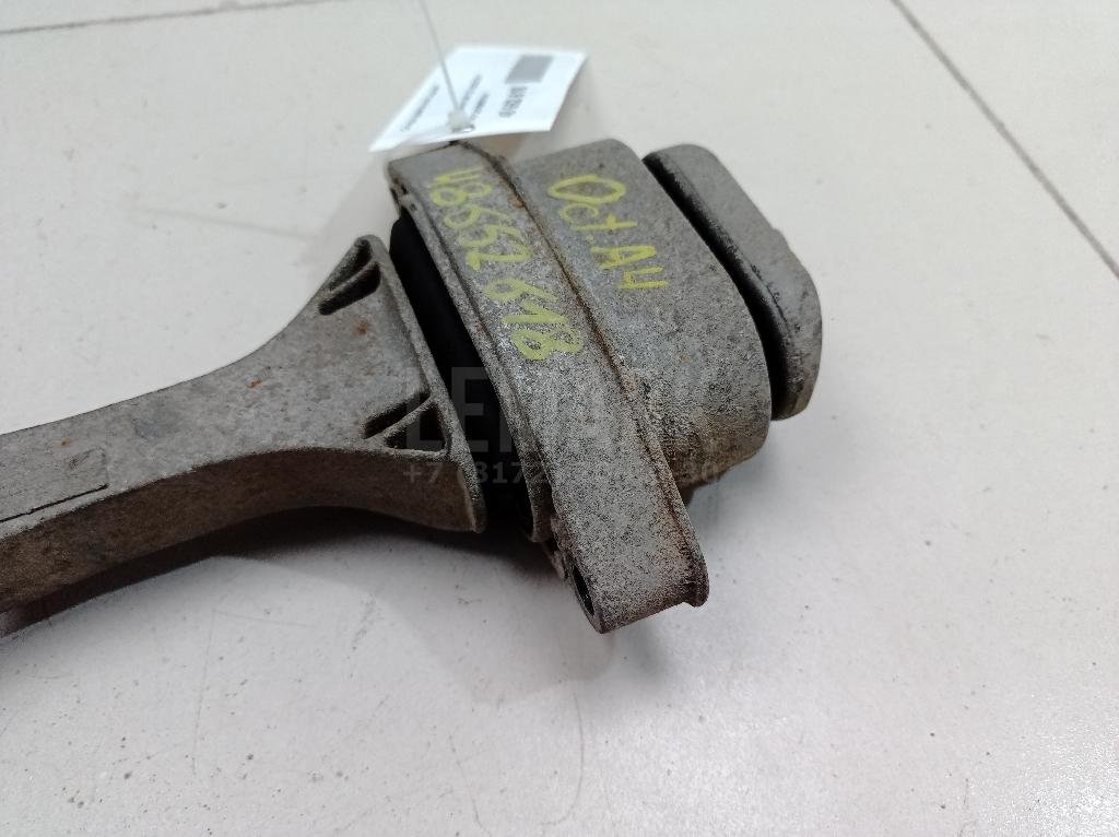 Опора двигателя задняя