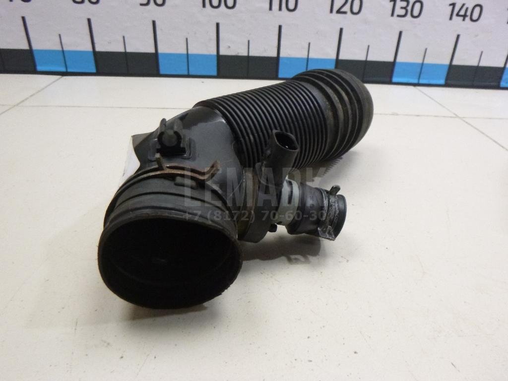 Патрубок воздушного фильтра