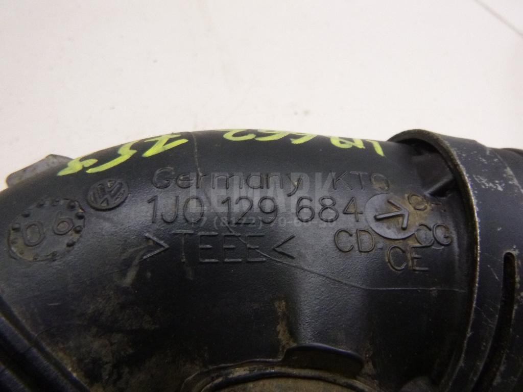 Патрубок воздушного фильтра