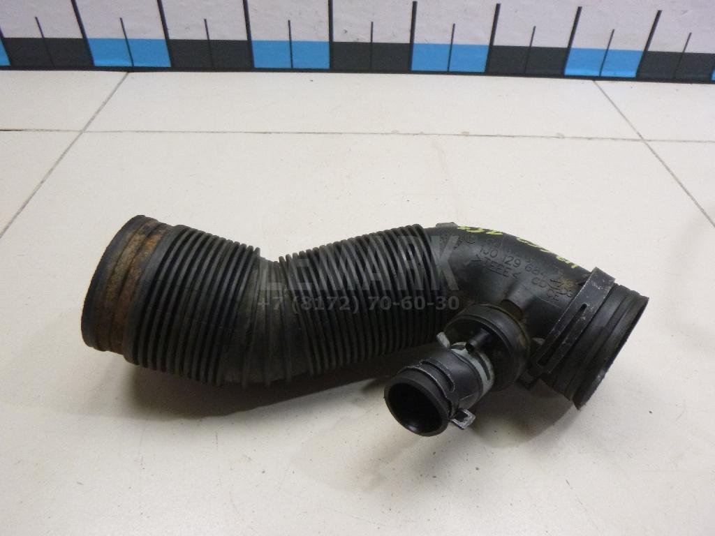 Патрубок воздушного фильтра