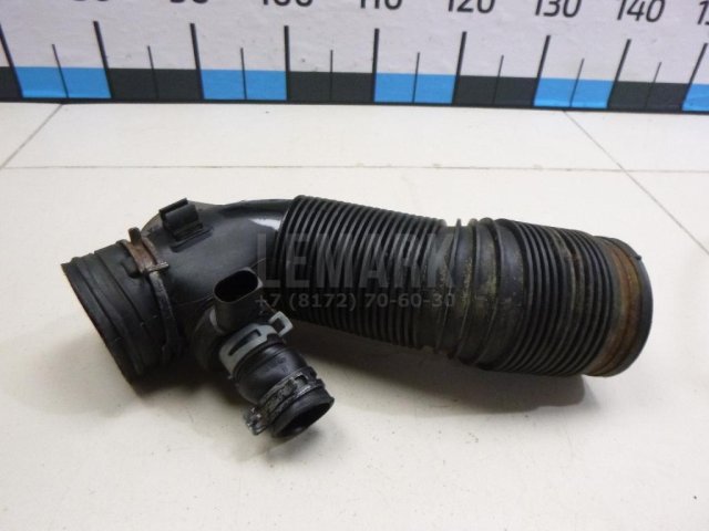 Патрубок воздушного фильтра