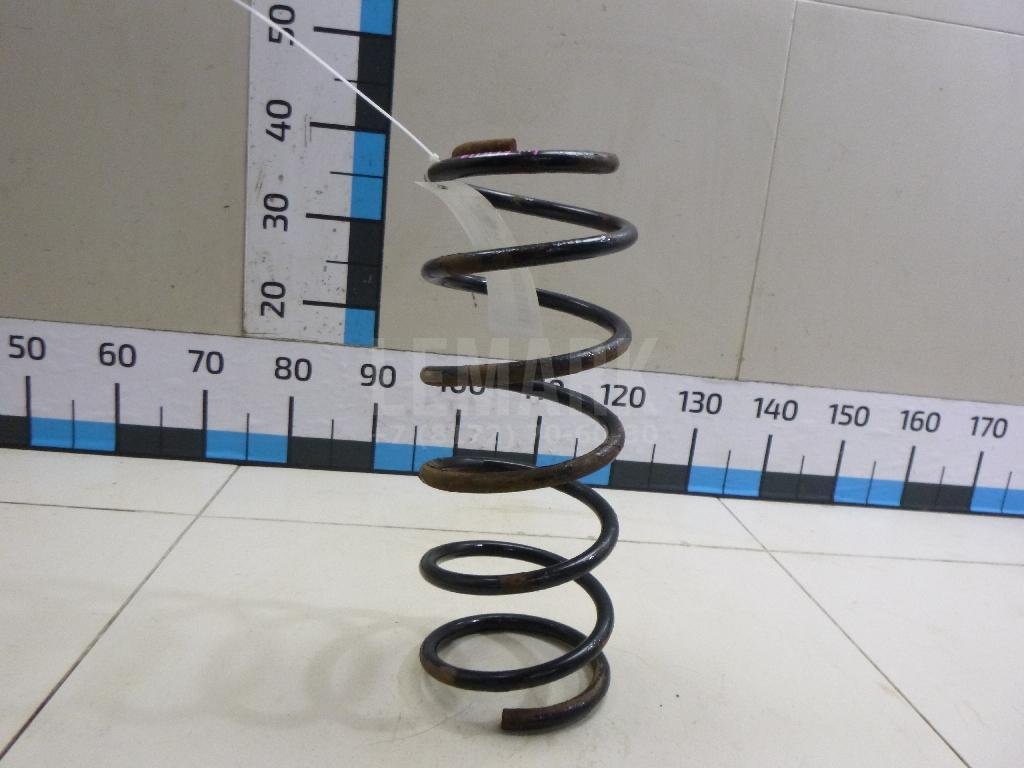 Пружина передняя