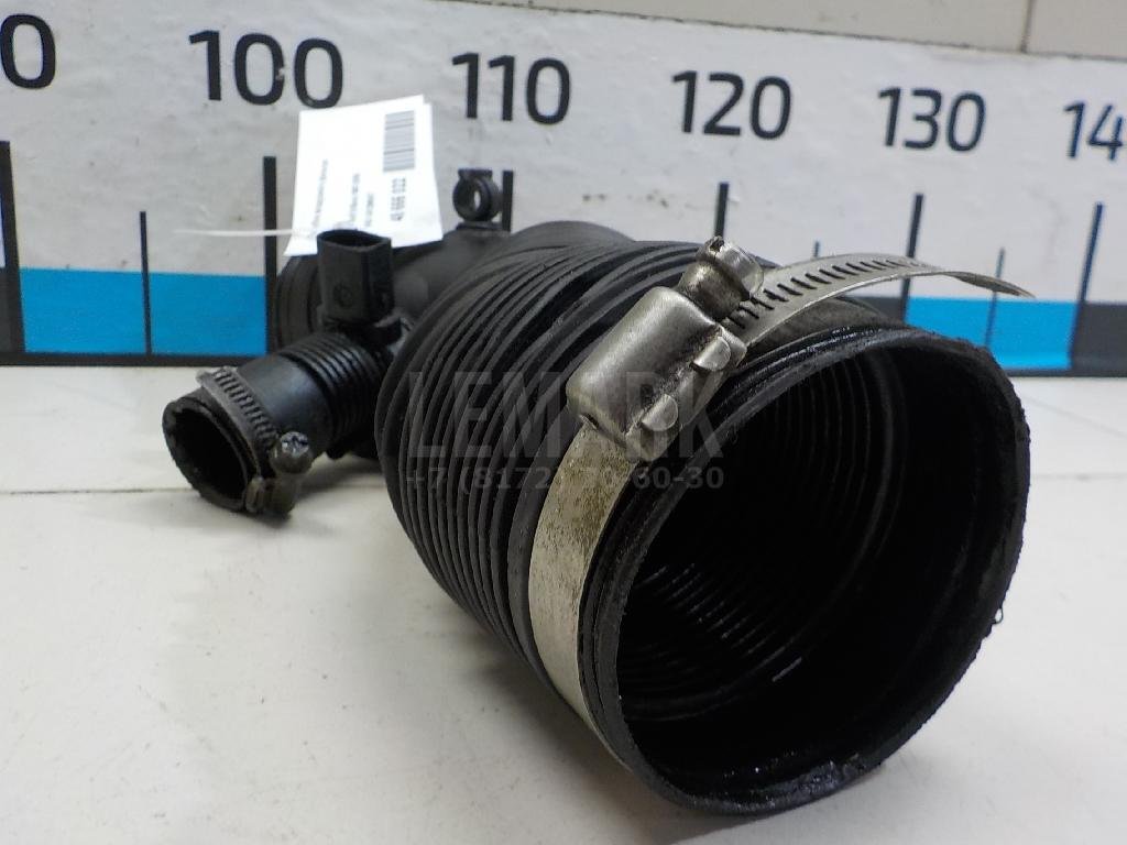 Патрубок воздушного фильтра