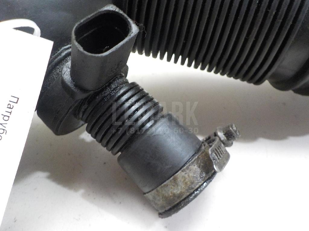 Патрубок воздушного фильтра