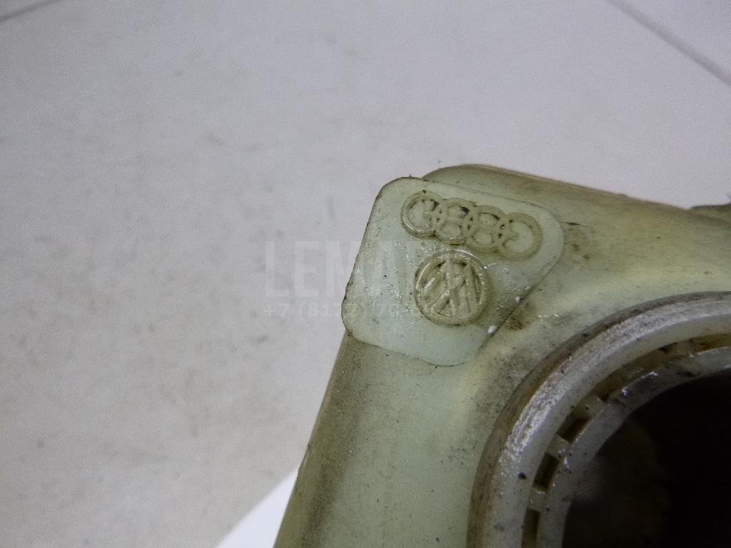 Бачок главного тормозного цилиндра