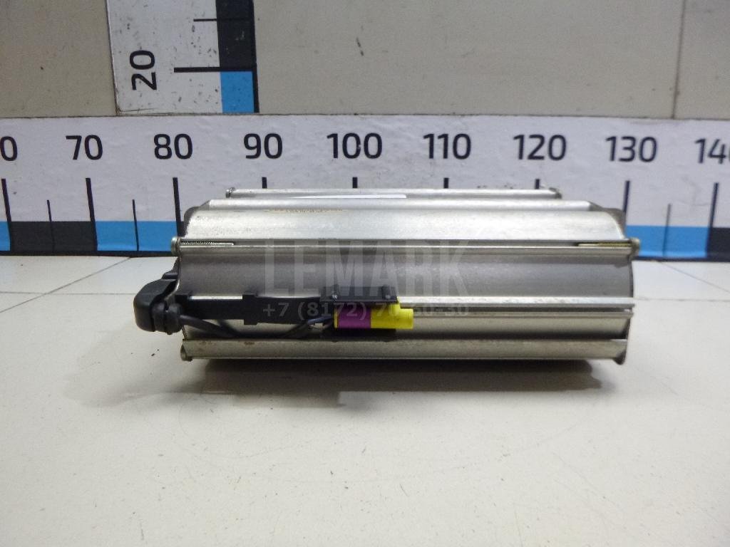 Подушка безопасности пассажирская (в торпедо)