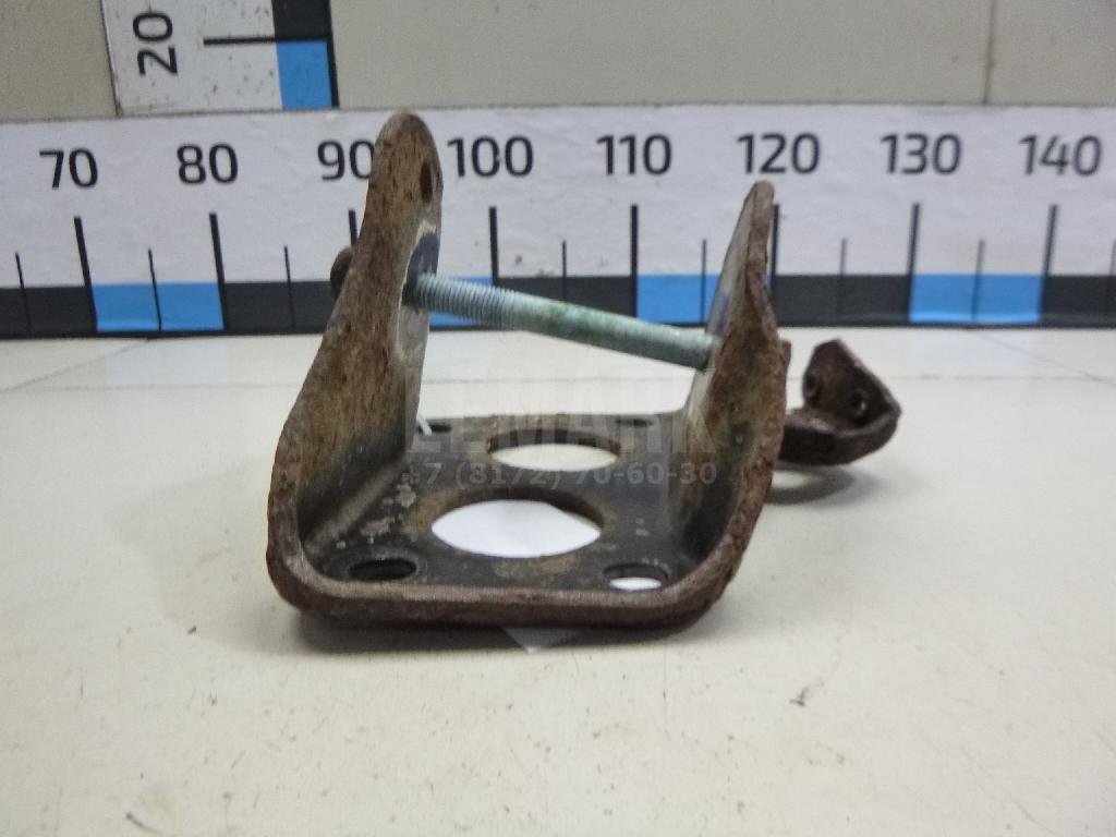 Кронштейн задней балки