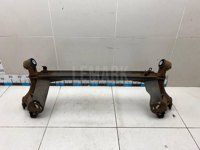 Балка задняя