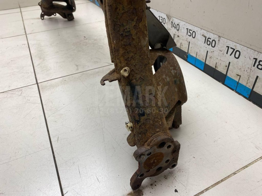 Балка задняя