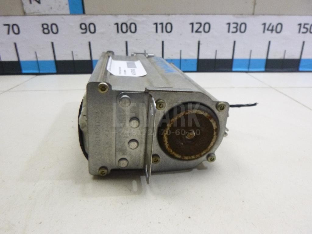 Подушка безопасности пассажирская (в торпедо)