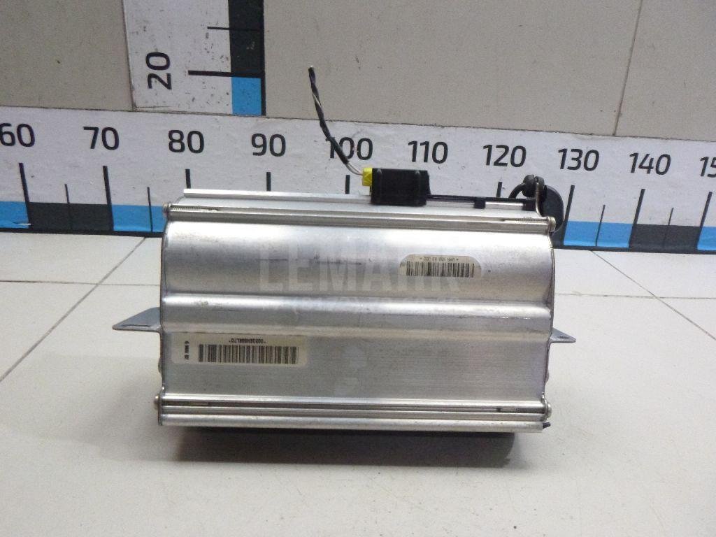 Подушка безопасности пассажирская (в торпедо)