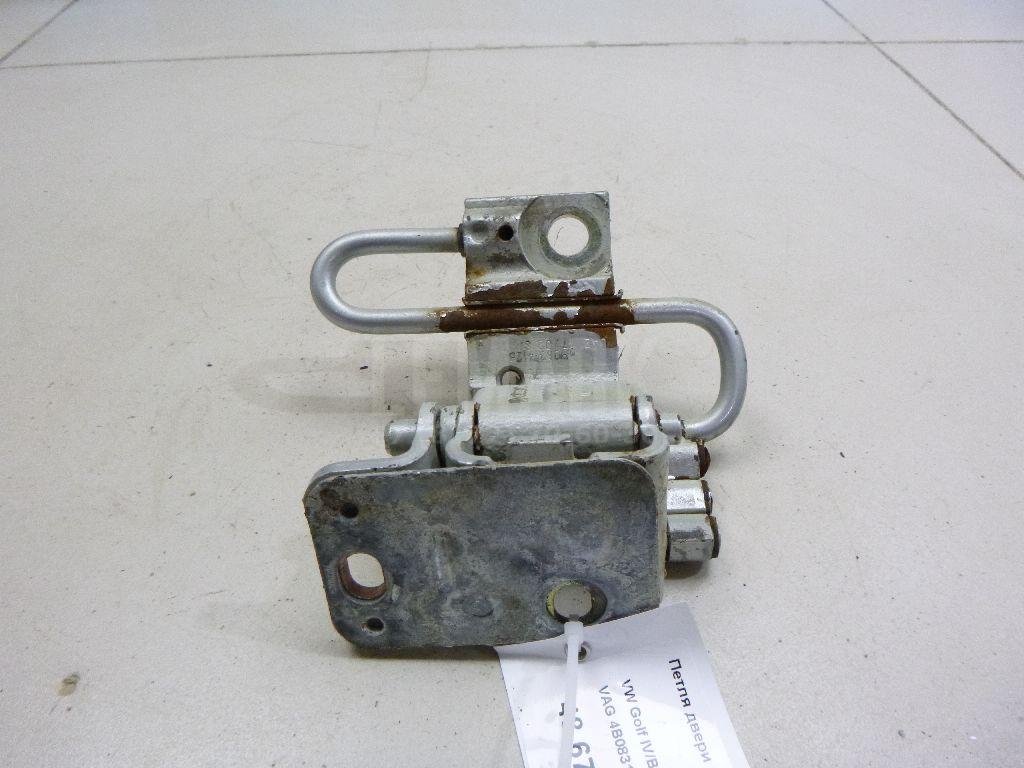 Петля двери передней правой нижняя