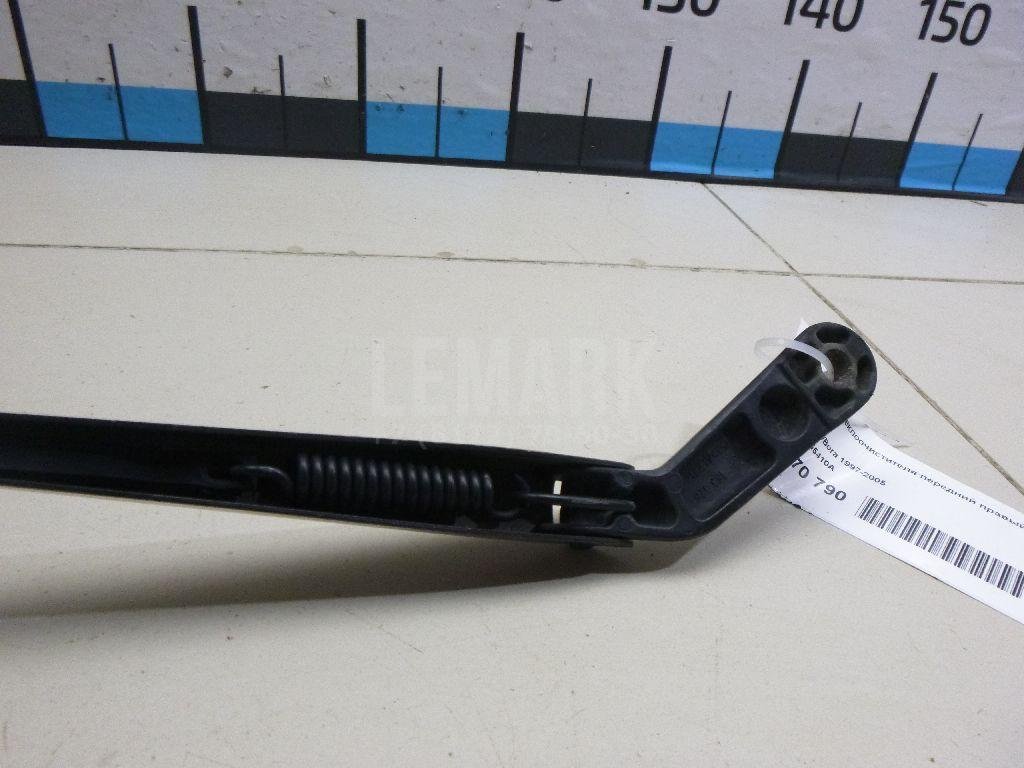 Поводок стеклоочистителя передний правый