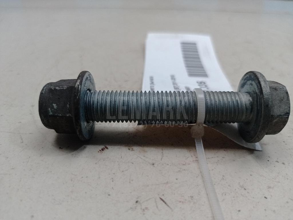 Болт заднего рычага