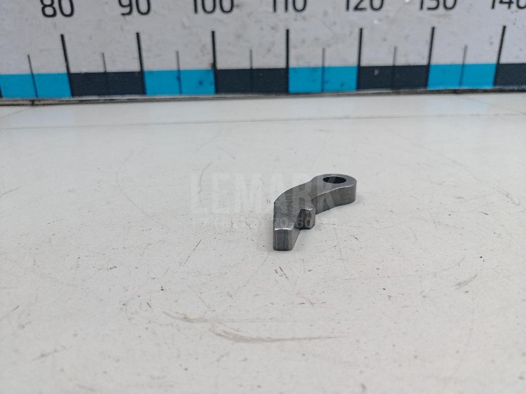 Фиксатор вала КПП