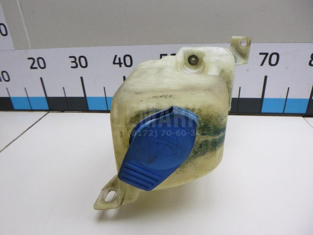 Бачок омывателя лобового стекла