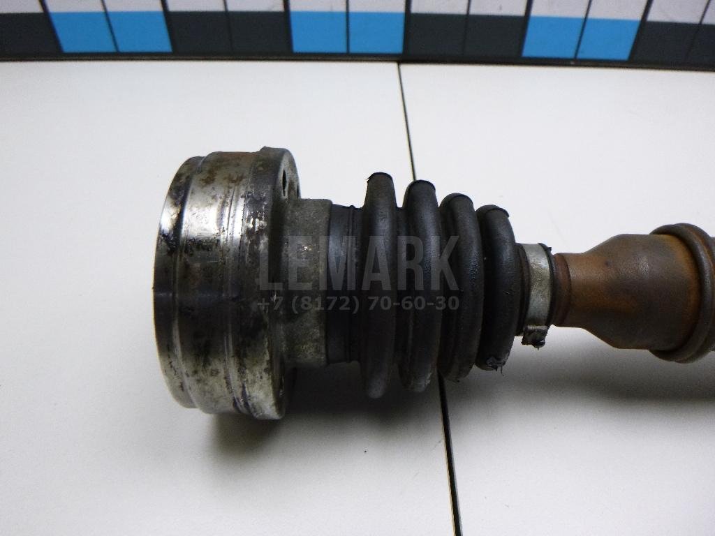 Полуось передняя правая