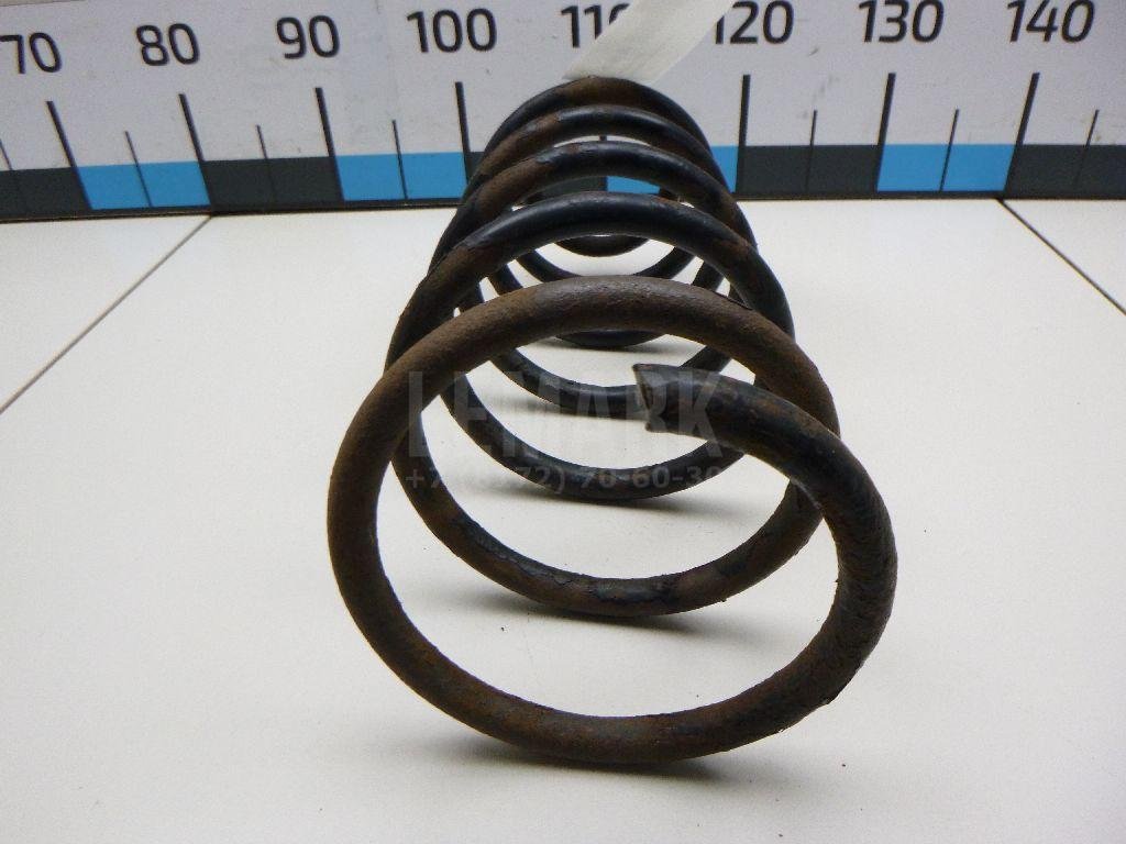 Пружина передняя