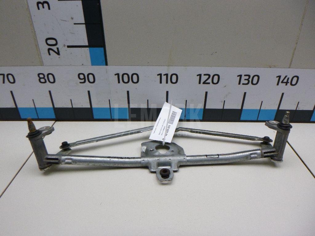 Трапеция стеклоочистителей