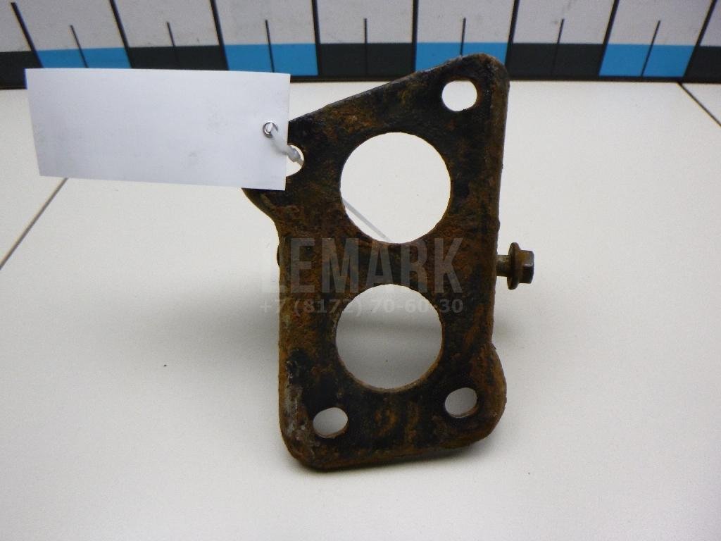 Кронштейн задней балки