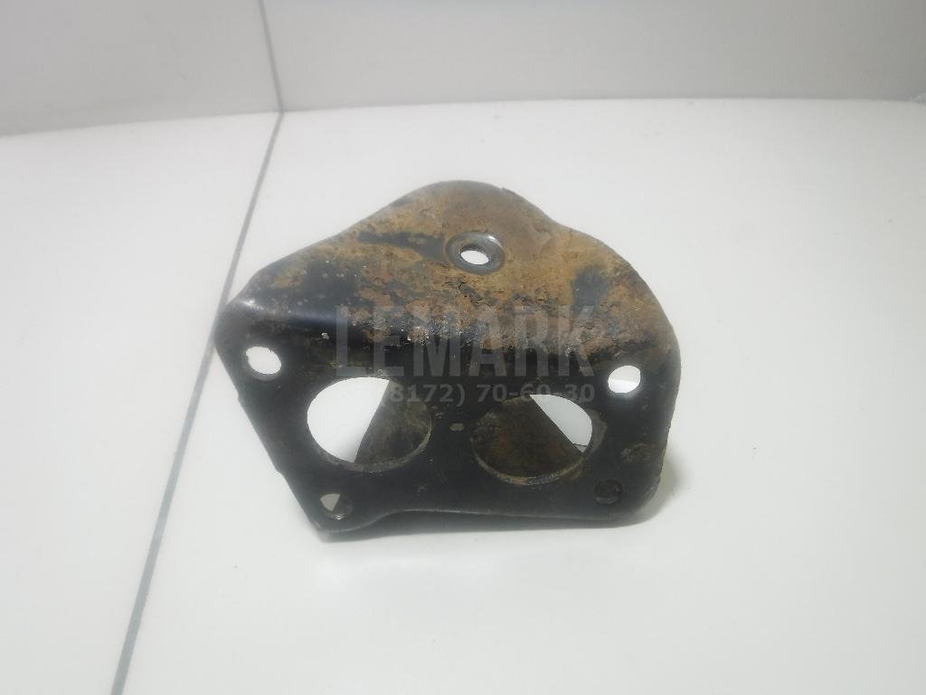 Кронштейн задней балки