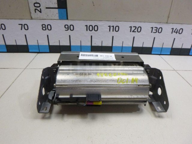 Подушка безопасности пассажирская (в торпедо)