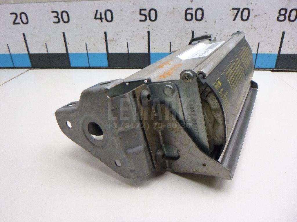 Подушка безопасности пассажирская (в торпедо)