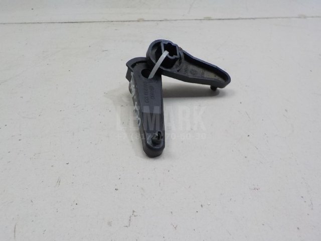 Тяга привода отопителя