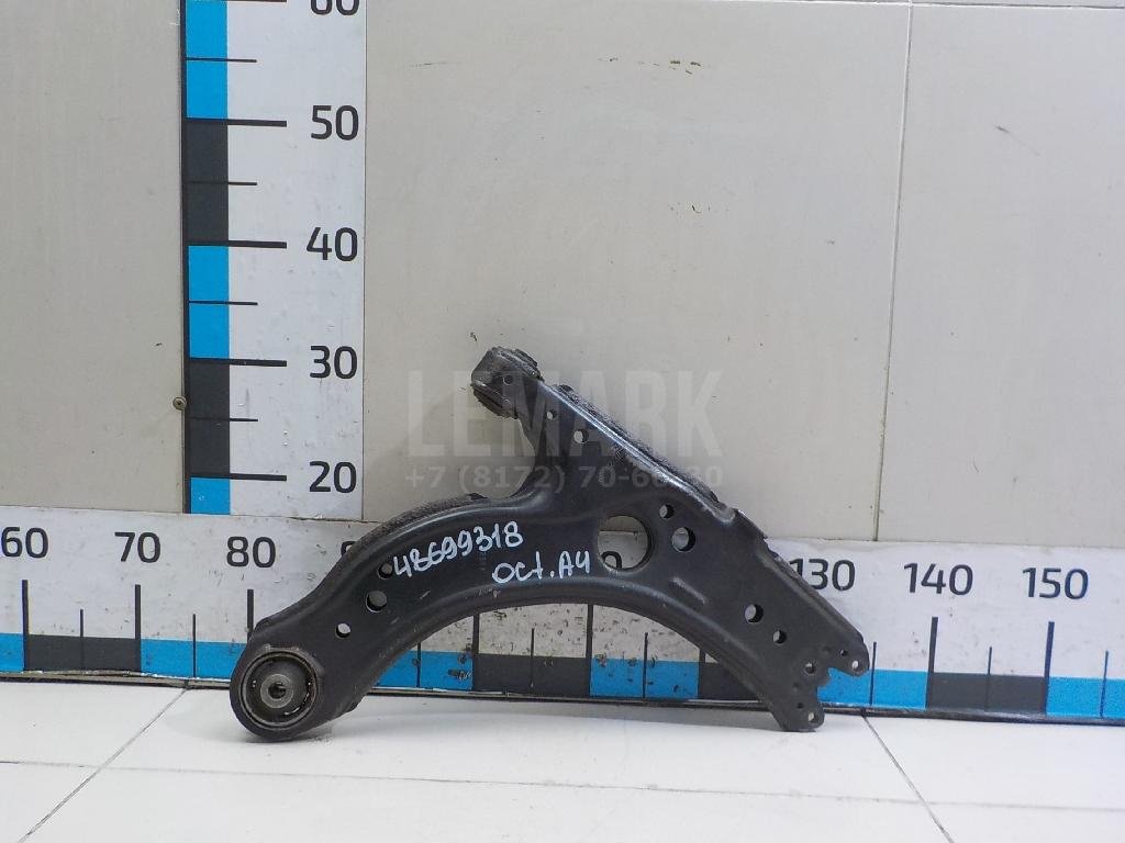 Рычаг передний