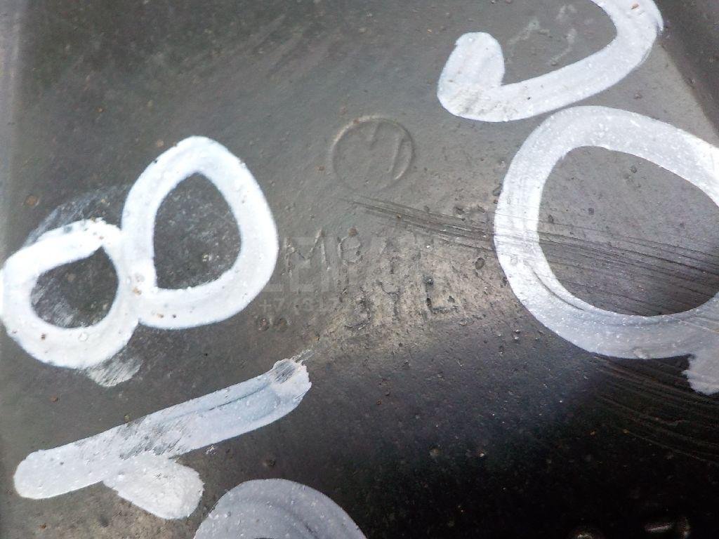 Рычаг передний