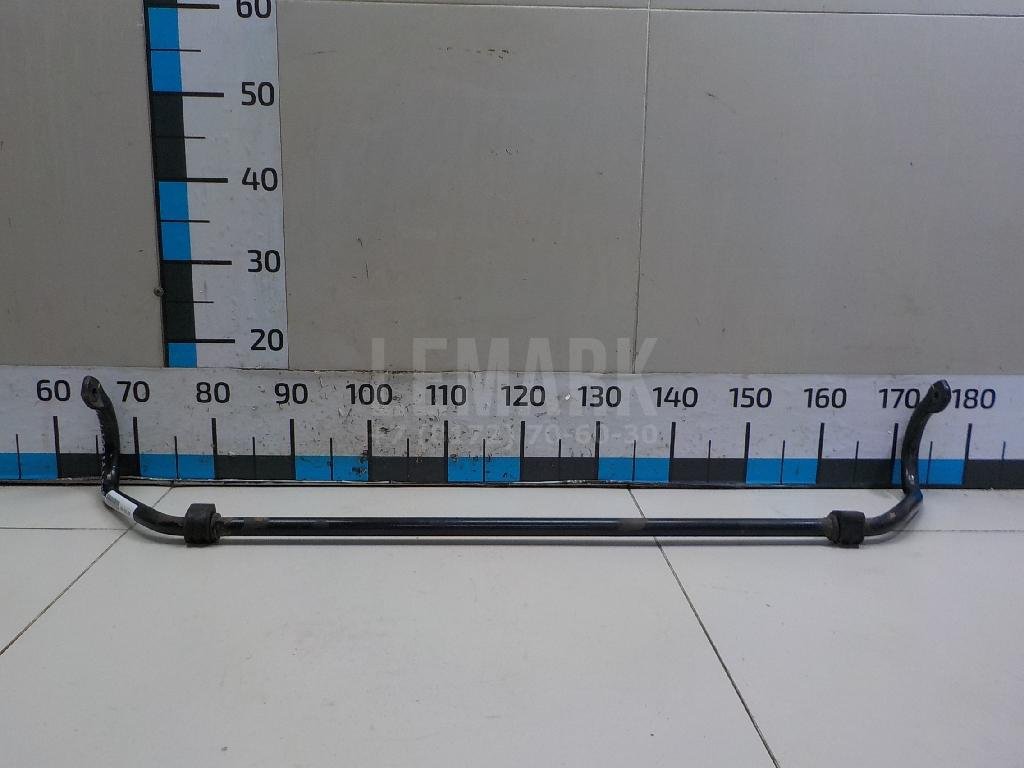 Стабилизатор передний