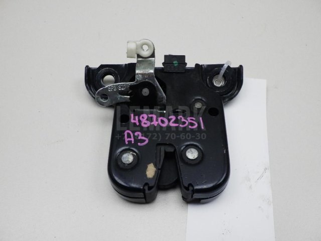 Замок багажника