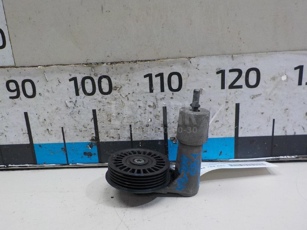 Ролик руч.ремня с кронштейном