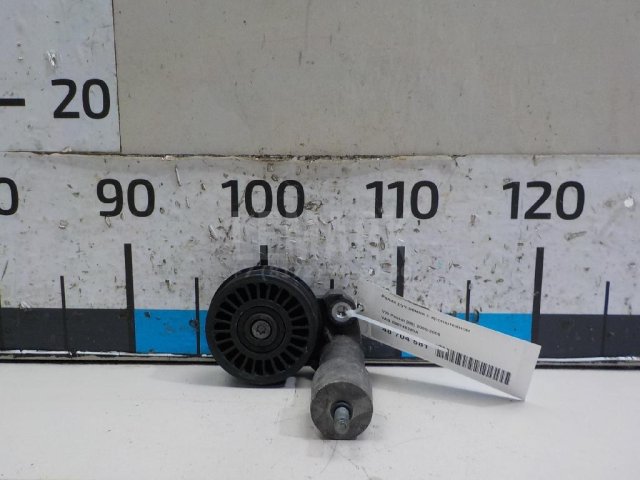 Ролик руч.ремня с кронштейном