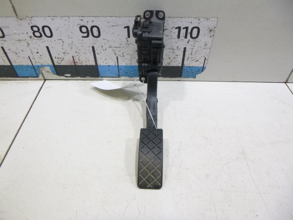 Педаль газа