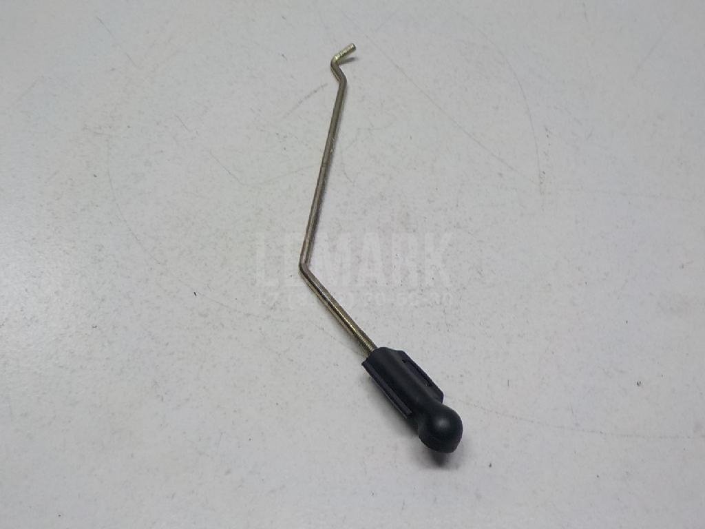 Тяга замка багажника